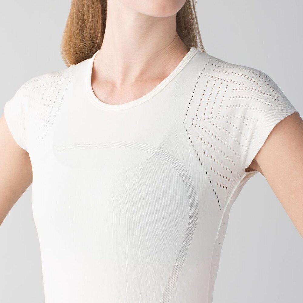 Lululemon Time Warp Short Sleeve Ventilated Shirt Seamless Size 6 - Picture 3 of 13